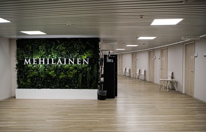 Khunchai Hieronta Kauniainen photo