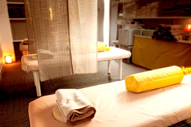 Kichijoji Odori Ashi Karada Musashino City photo