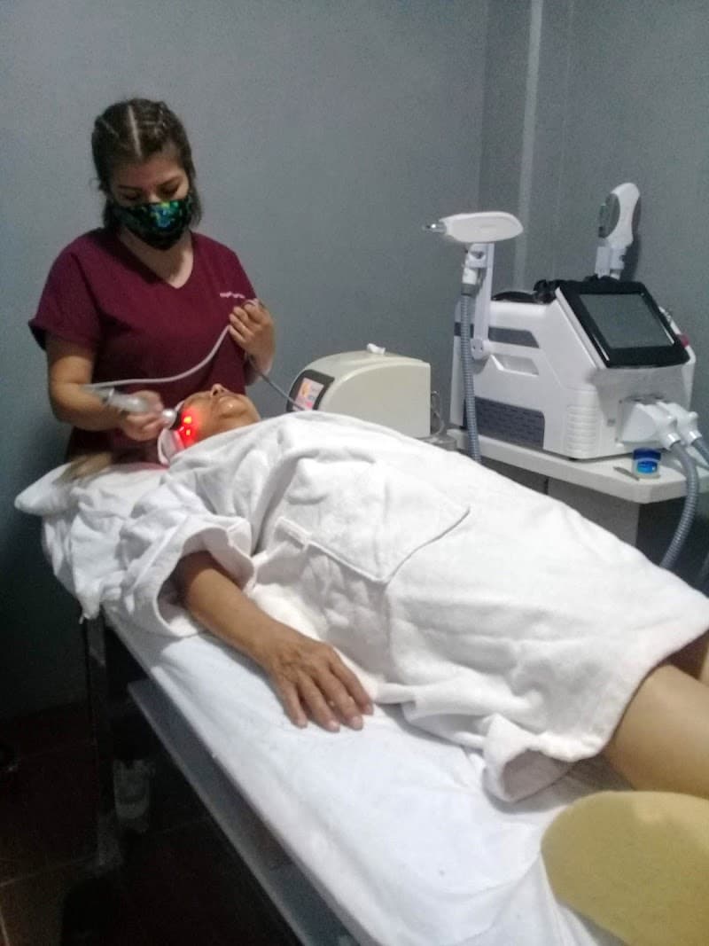 Kinan Centro Integral de Belleza Tehuacán photo