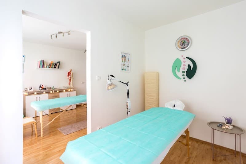 Kincset érő érintés - Csákány Ibolya masszázs terapeuta Galgahévíz photo