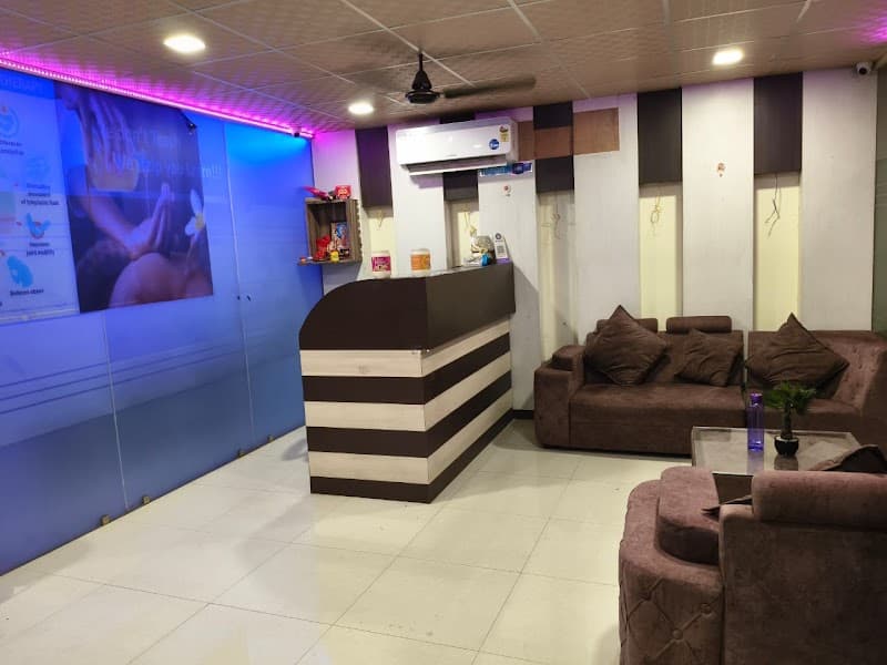 King Empire Family Spa Gwalior photo