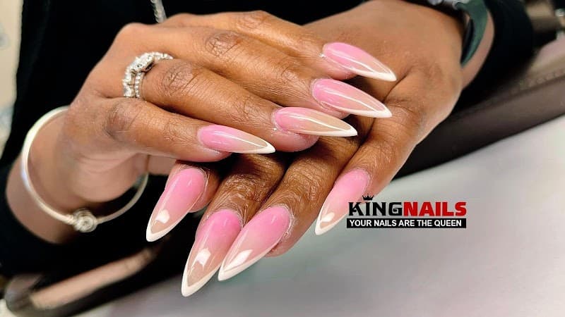 Kings and Queens Full Service Salon Milwaukee photo