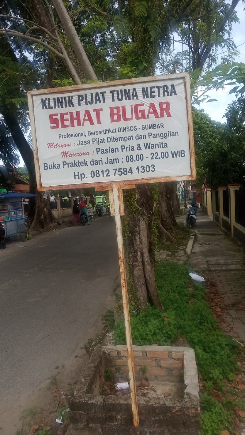 Klinik pijat tunanetra sehat bugar. Padang photo