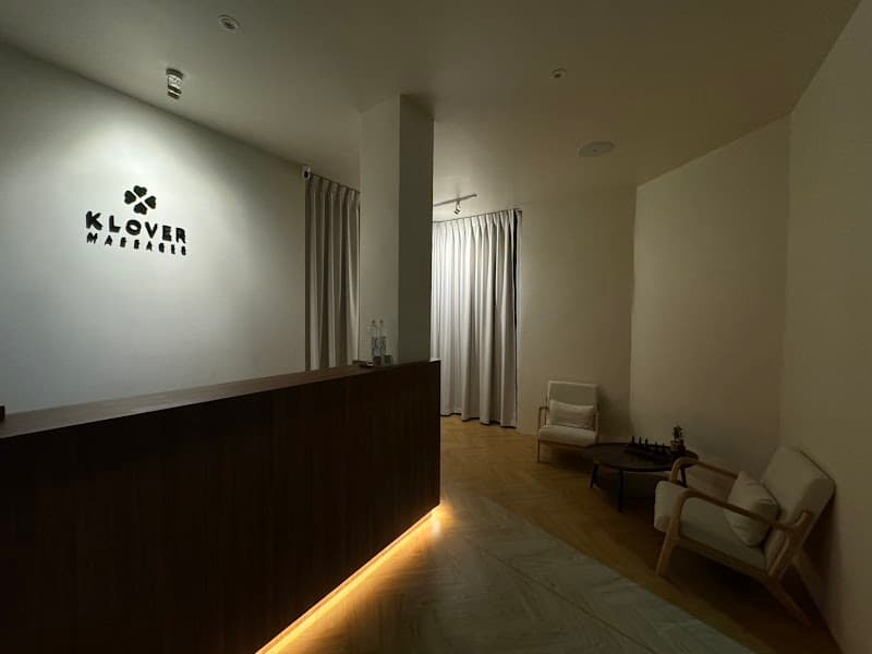 Klover Massages Bangkok photo
