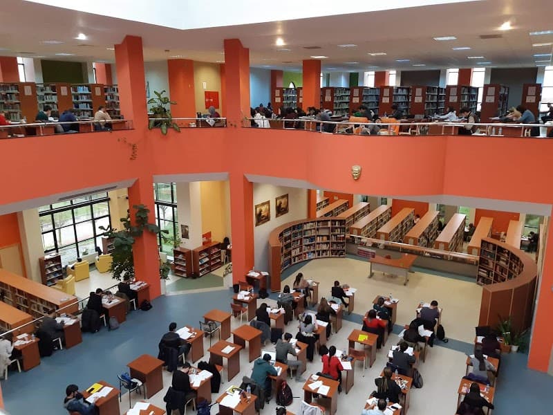 Kocaeli Üniversitesi Kütüphane Kartepe photo