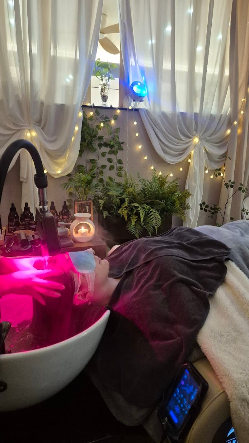 Korea Head Spa Centre Jihye's Tree Wangsimni in Korea Seongdong District photo