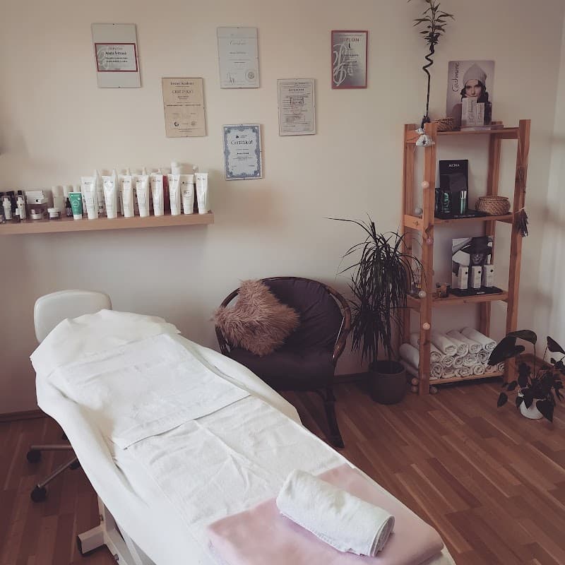 Kosmetický salon Aneta Šritrová Hradec Králové photo
