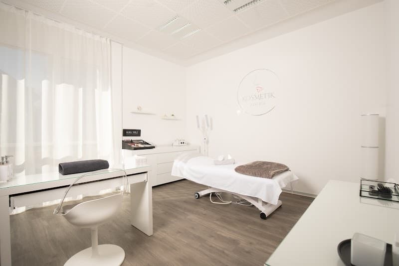 Kosmetik Manuela Eschenbach photo