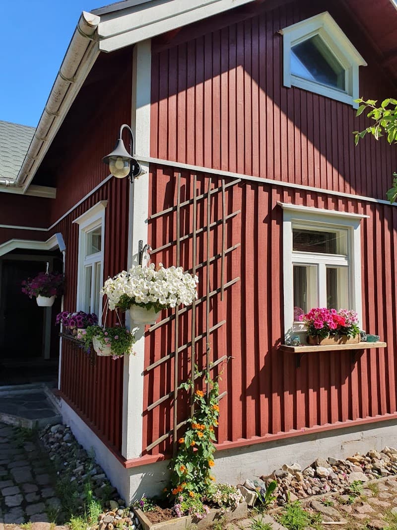 Koulutettu hieroja Tarja Karvonen Kotka photo