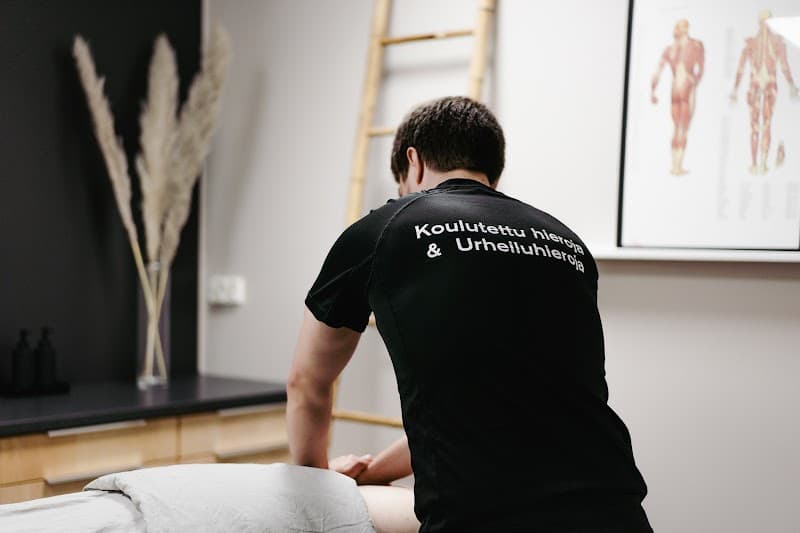 Koulutettu hieroja/ urheiluhieroja Henry Isberg Turku photo