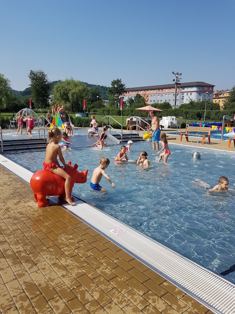 Koupaliště u průmky Vsetín photo