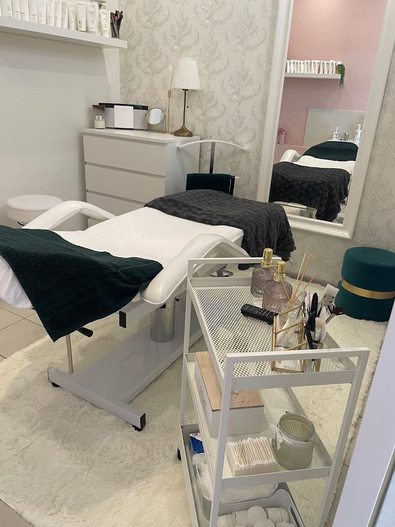 Kozmetický salón Lussylu - Zvolen photo