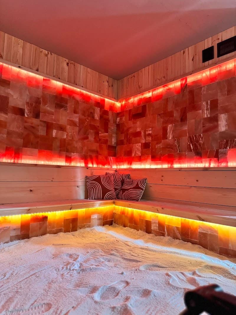 Kraina Soli Grota Solna Tężnia Solankowa Zgorzelec photo