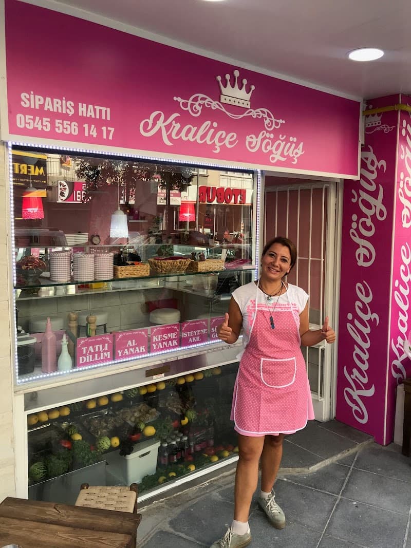 Kraliçem Bornova photo