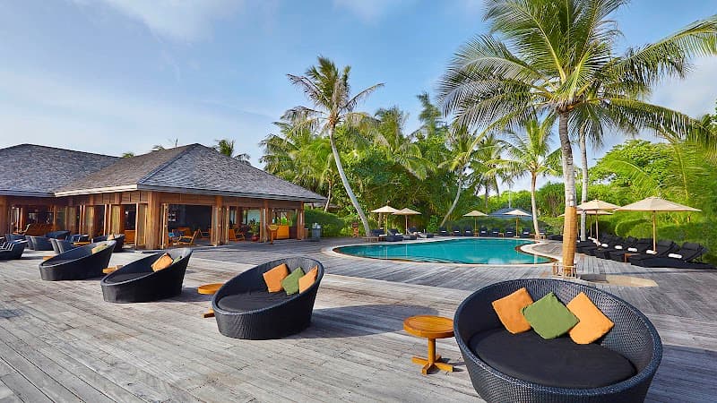 Kuredu Island Resort & Spa Lhaviyani Atoll photo