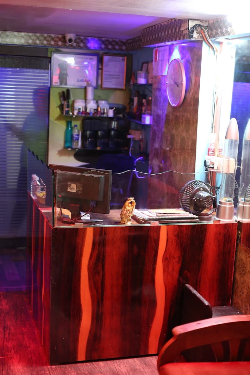 Kurt & Kurl Spa Mumbai photo