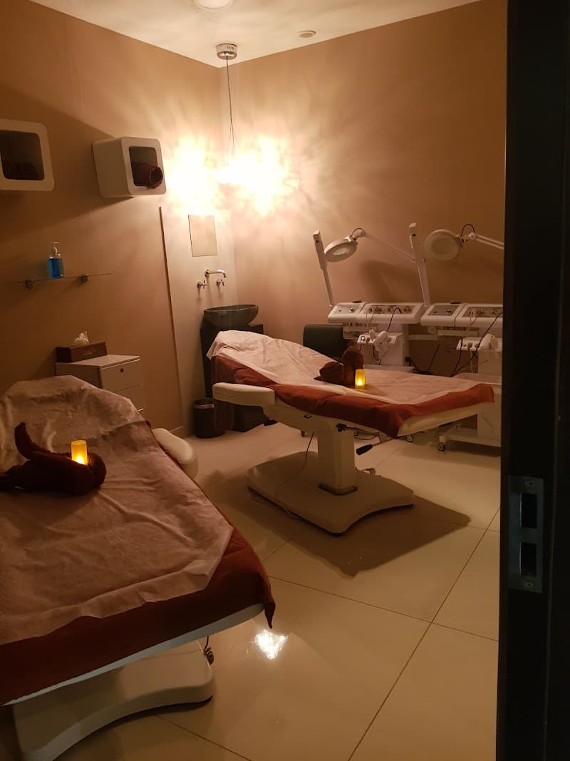 Kuwait Manila Spa Qatar St photo