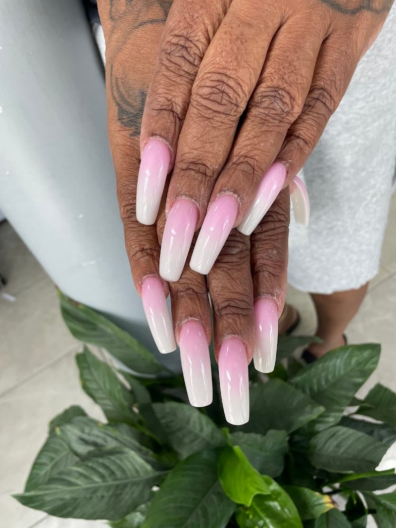 L.A Nails & Spa Waterloo photo
