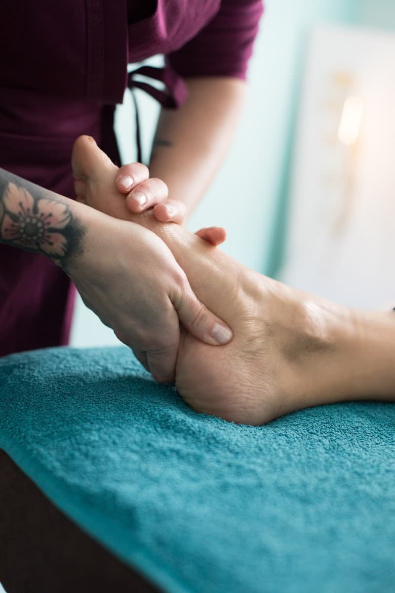 L'Arbre Lune, Réflexologie et massages du monde Grenoble photo