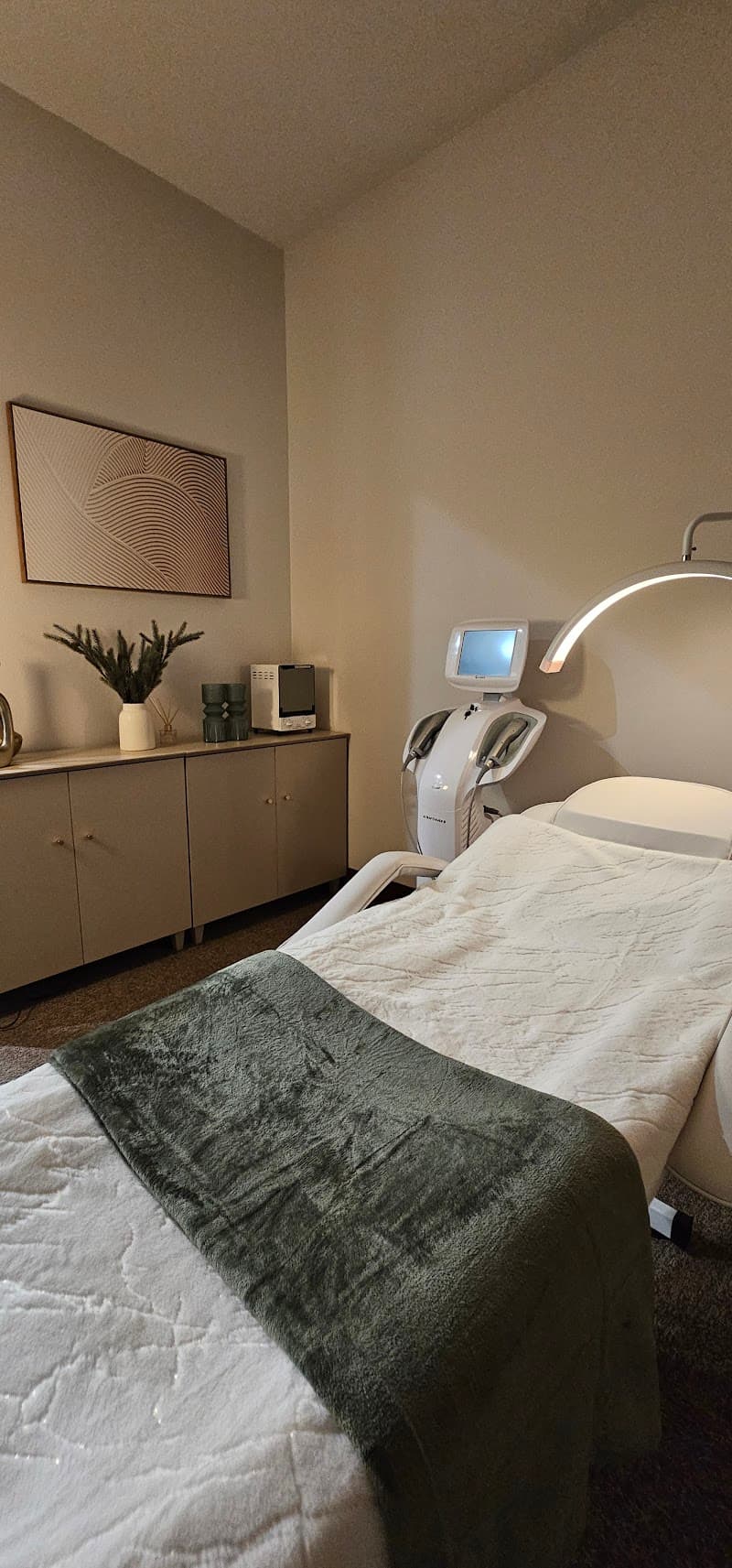 L'essence Beauty & Spa Frisco photo