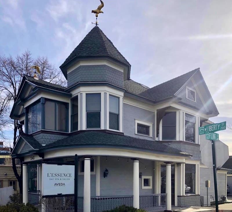 L'essence Day Spa Salon Reno photo