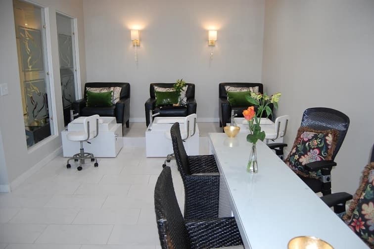La Clinica Day Spa Lutherville Timonium photo