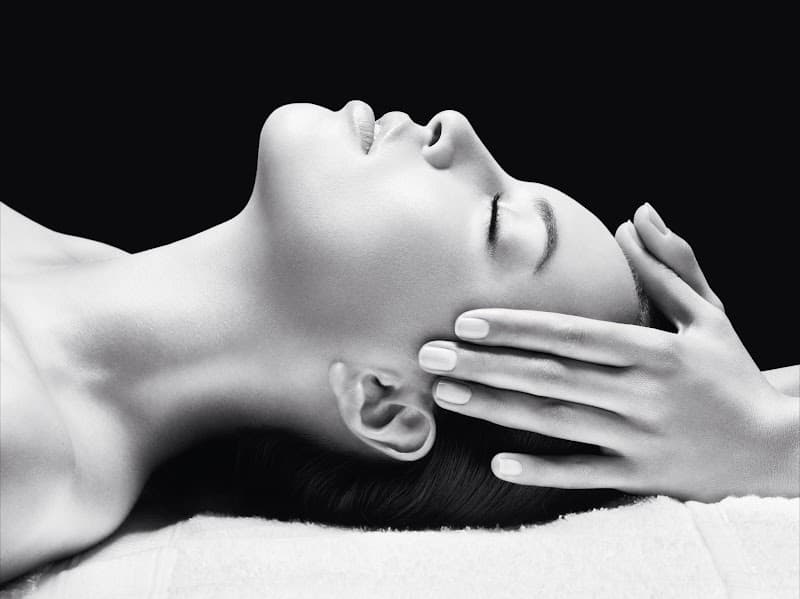 LA Esthetique Los Angeles photo