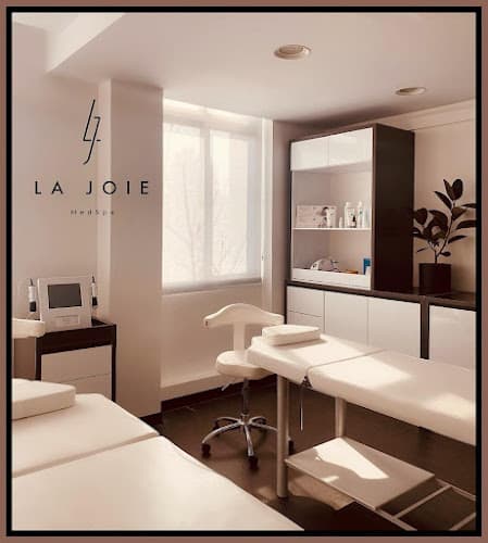 La Joie Medical Spa Tajrish photo