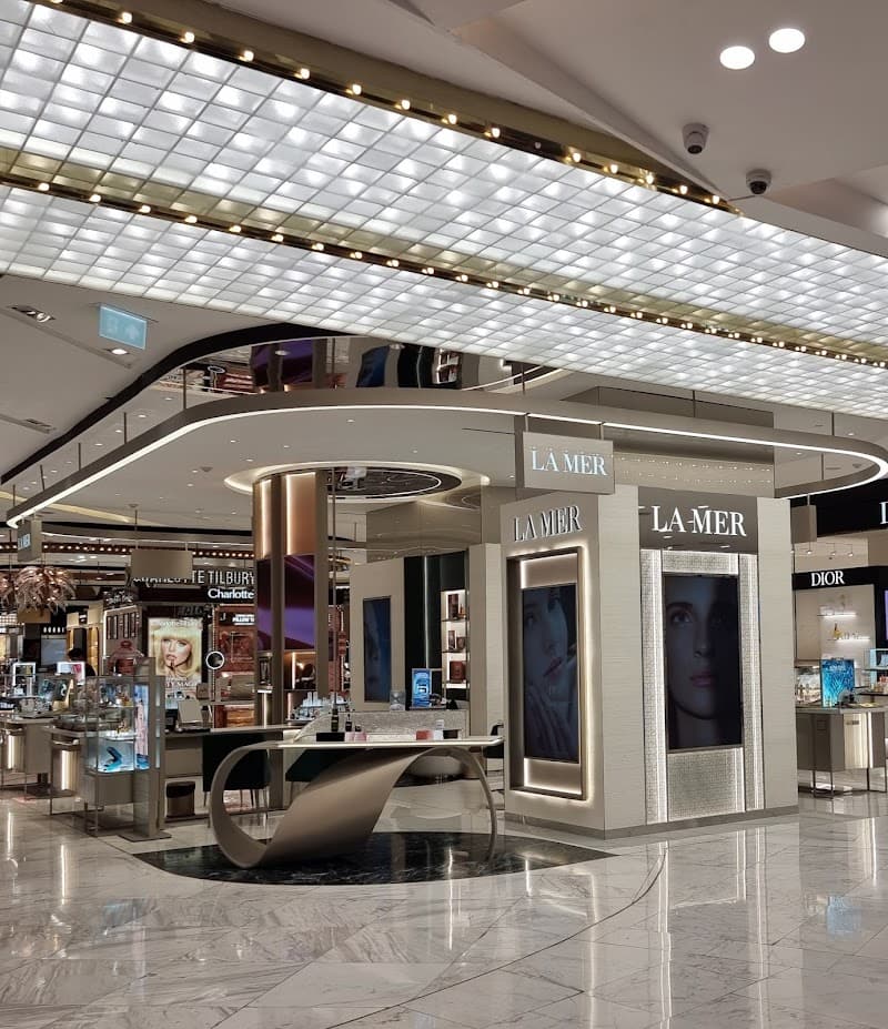 La Me Comprehensive Beauty Center Bangkok photo