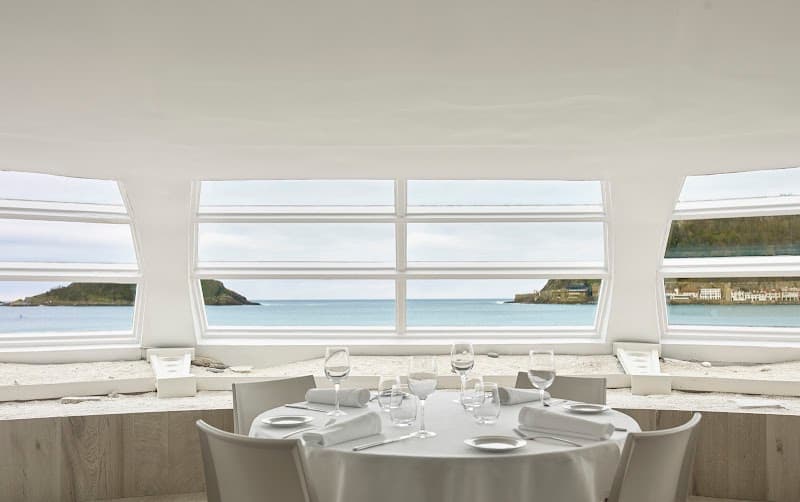 La Perla Taberna Jatetxea San Sebastian photo