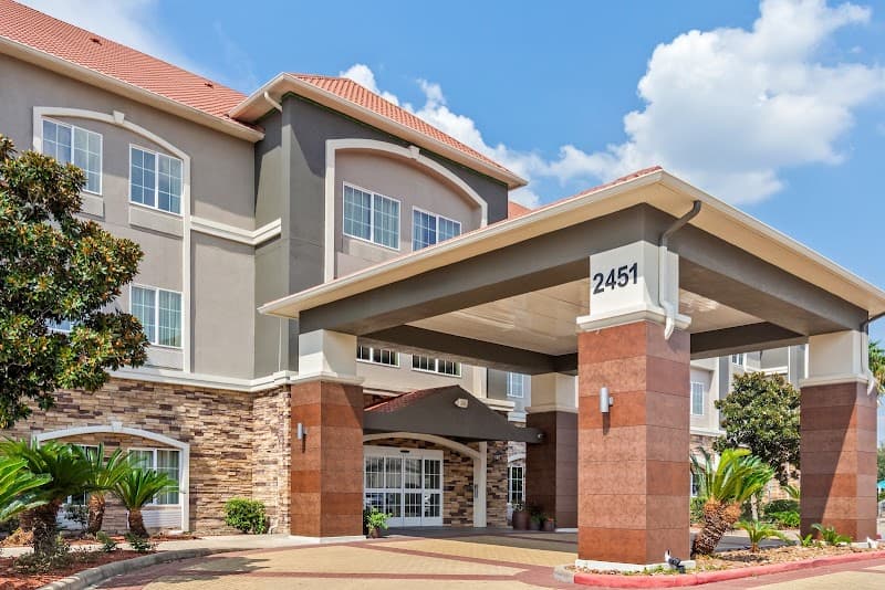 La Quinta Inn & Suites by Wyndham Houston Energy Corridor photo