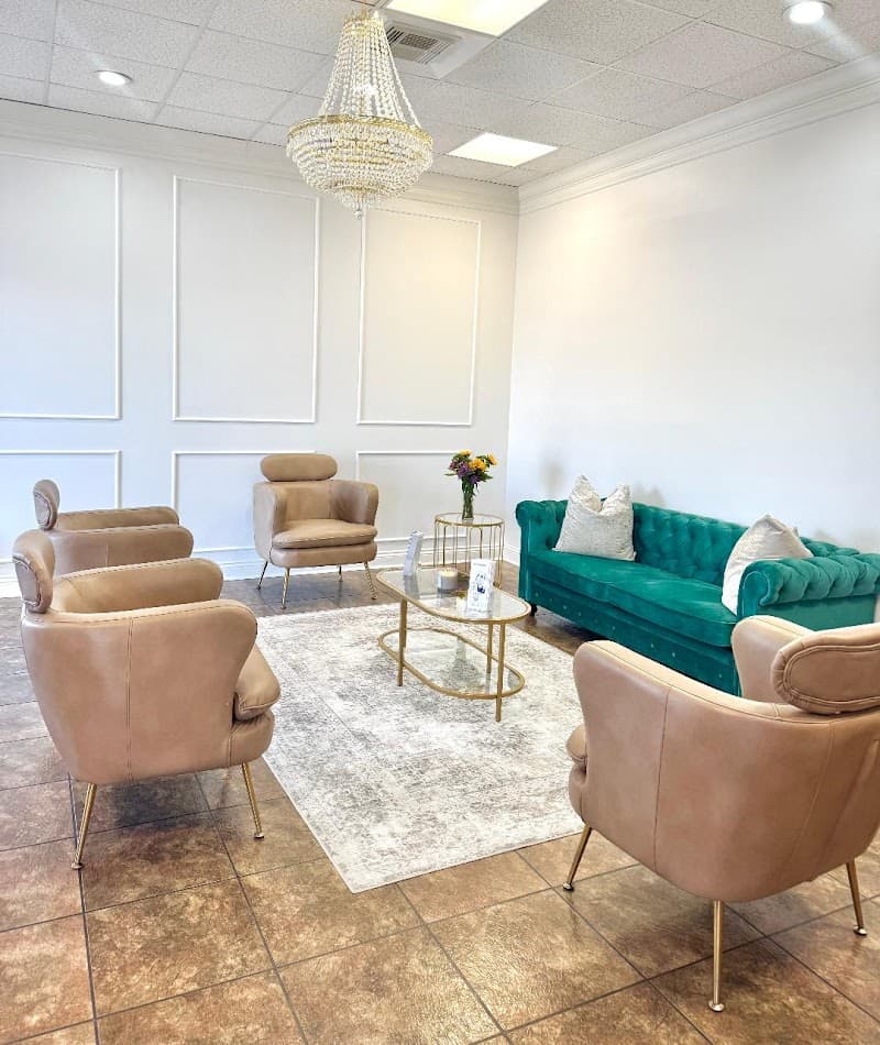 La Reine Esthetics Fremont photo