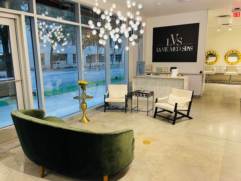 La Vie En Rainey Med Spa and Salon Austin photo