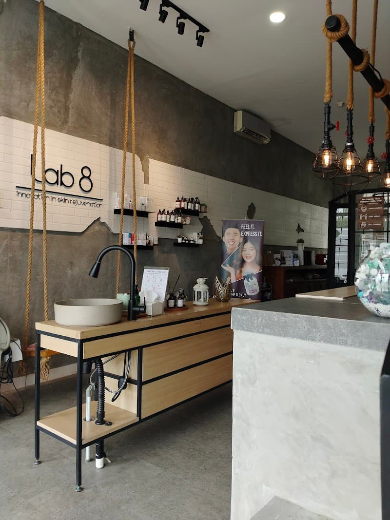 Lab 8 Skin Care Clinic Tangerang photo