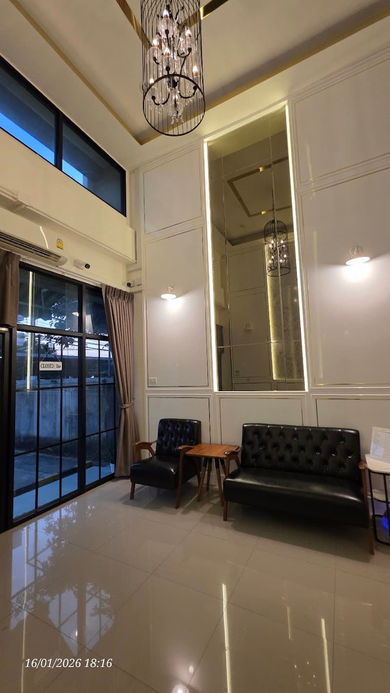 Ladda Thai Massage Amphoe Nakhon Thai photo