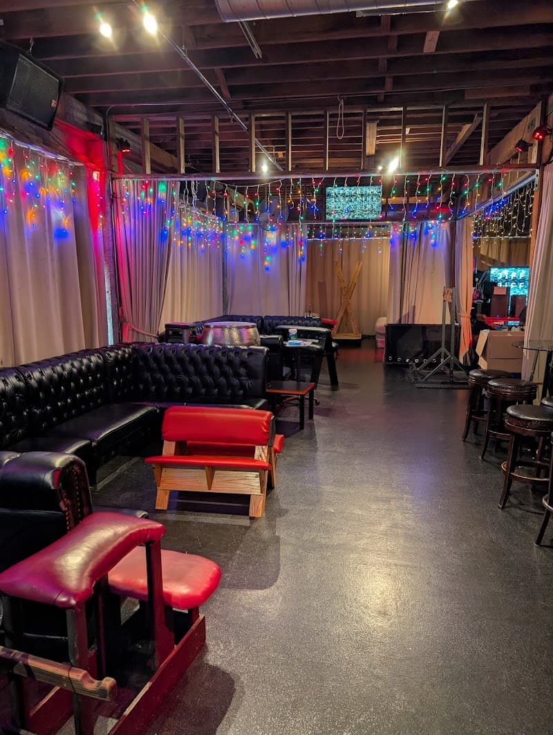 Lady Bluebird Spa and Urban Sanctuary Portland photo