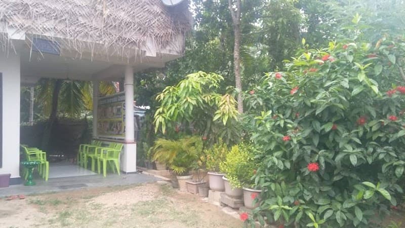 Laksari Ayuruvedic Center Malpettawa photo