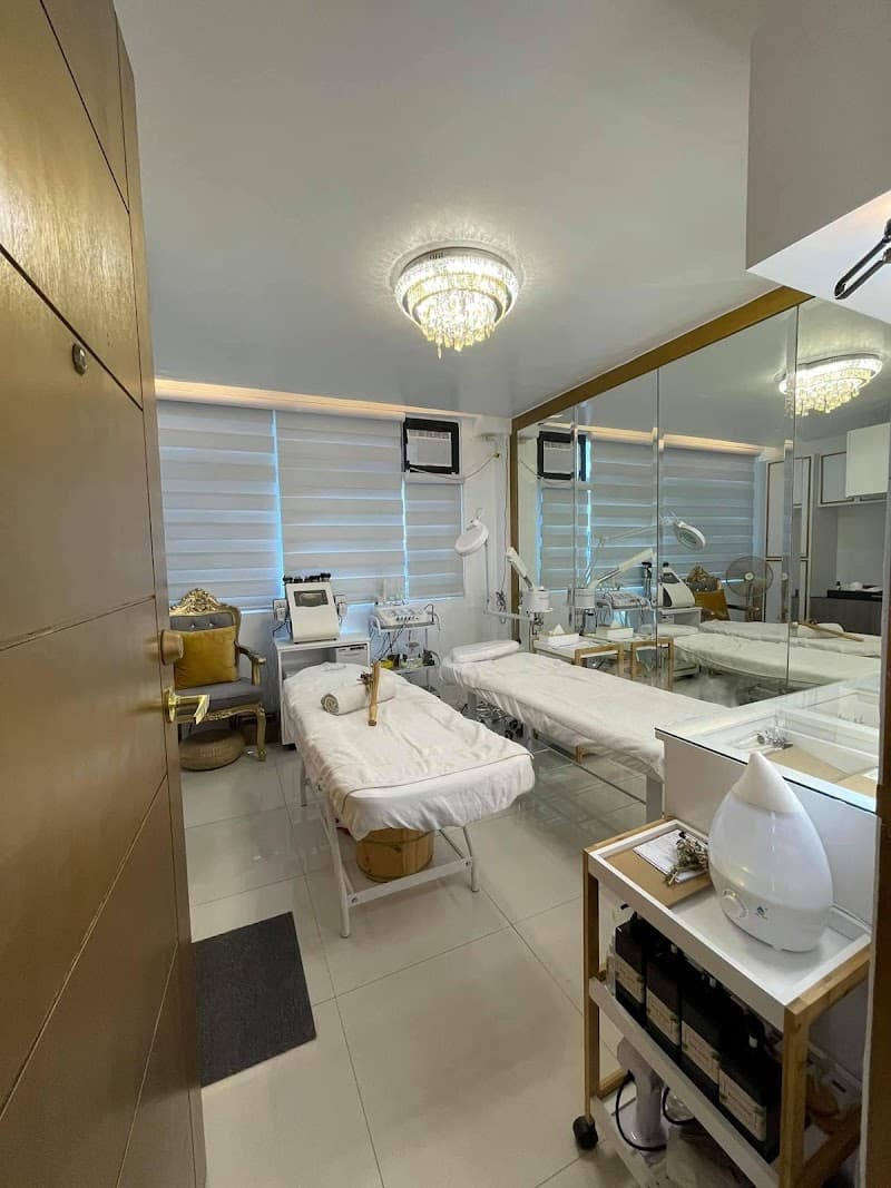 Lana Well Heeled and Spa Makati photo