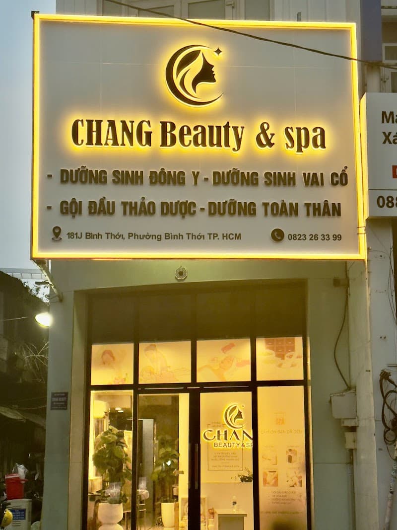 Land Beauty Spa and Clinic Quận 10 photo