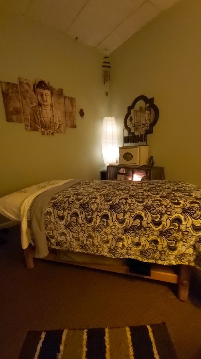 Lavish Salon Spa Boutique Rolla photo