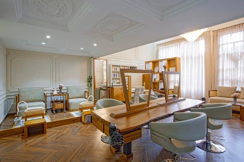 Le Boudoir Parisien photo
