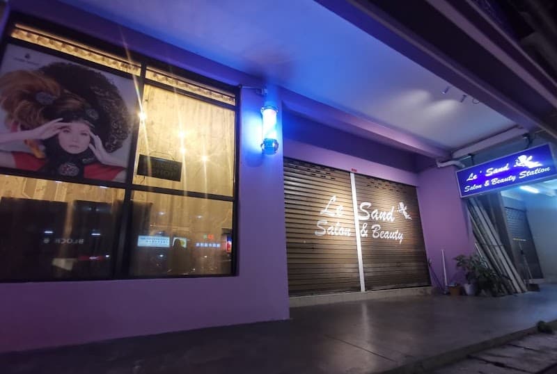 Le Nail Jelutong photo