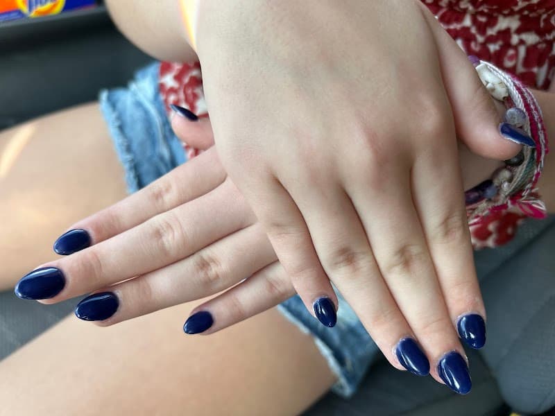 Lee Nails & Spa Epping photo