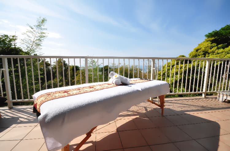 Leelawadee Salon & School Fukuoka City Hakata Ward photo