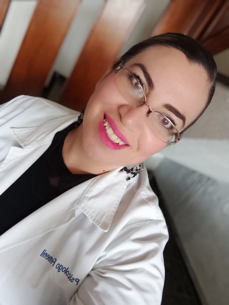 Leia Terapeuta Guadalajara photo