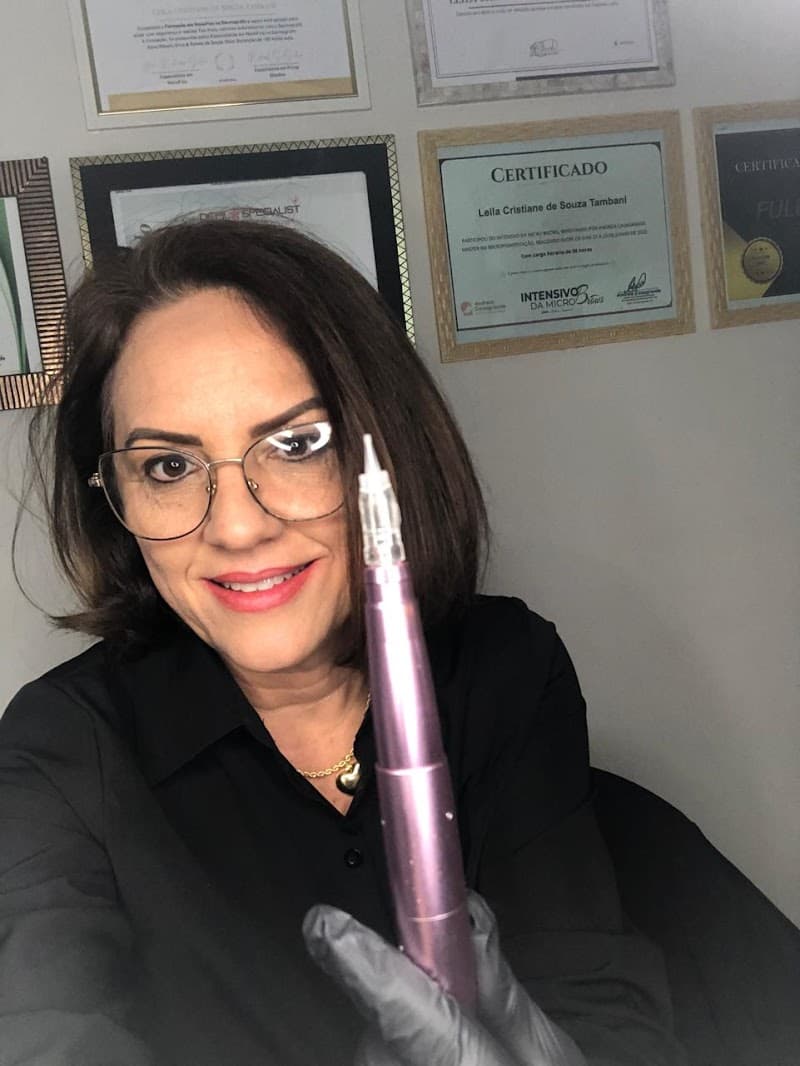 Leila Cristiane Studio de Micropigmentação Maringá photo