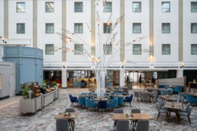 Leonardo Royal Hotel Brighton Waterfront photo