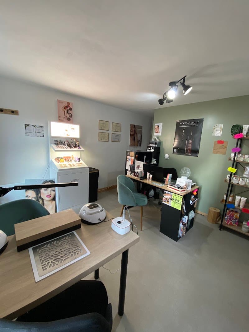 Les Bains des Viviers Puiseaux photo