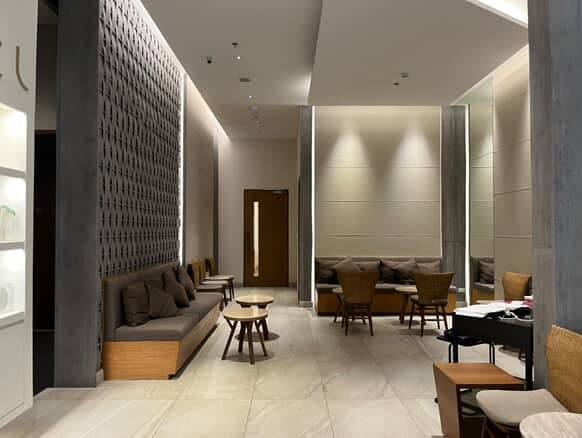 Let's Relax Spa - Bangkok Central Embassy photo
