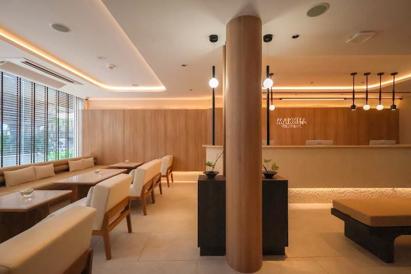 LeTreat Massage | Bangkok photo